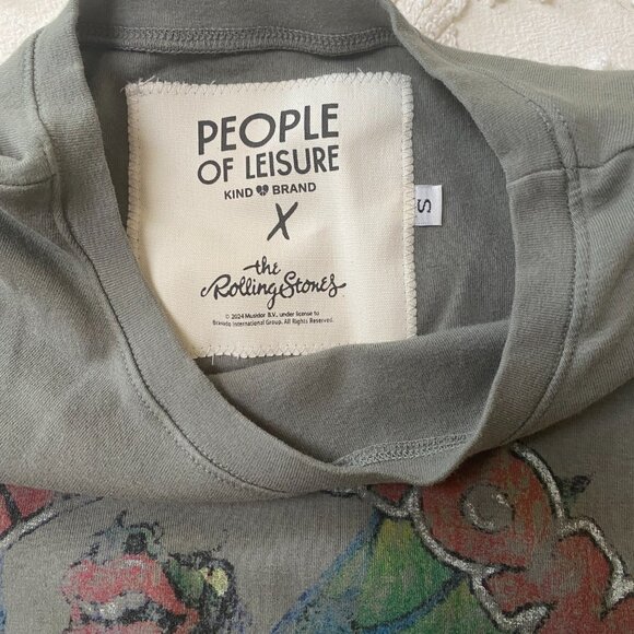 People of Leisure NWOT Rolling Stones Baby Tee - Picture 2 of 5